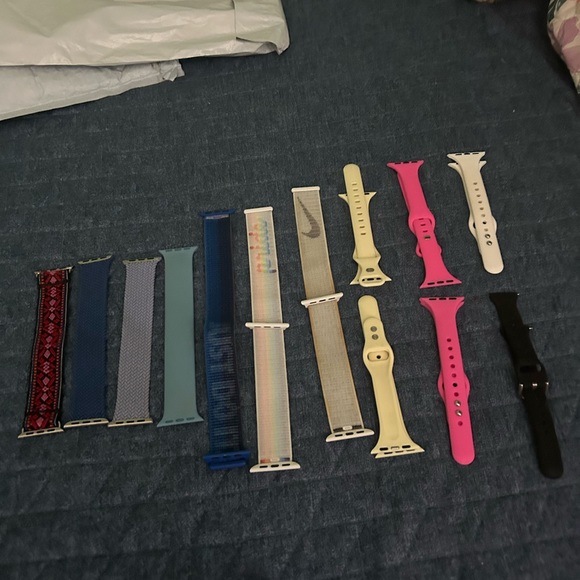 Apple Watch 7 - Picture 1 of 4